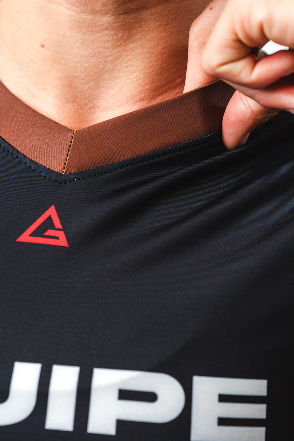 Rashguard Ranqueada GB Essentials Feminina - Marrom