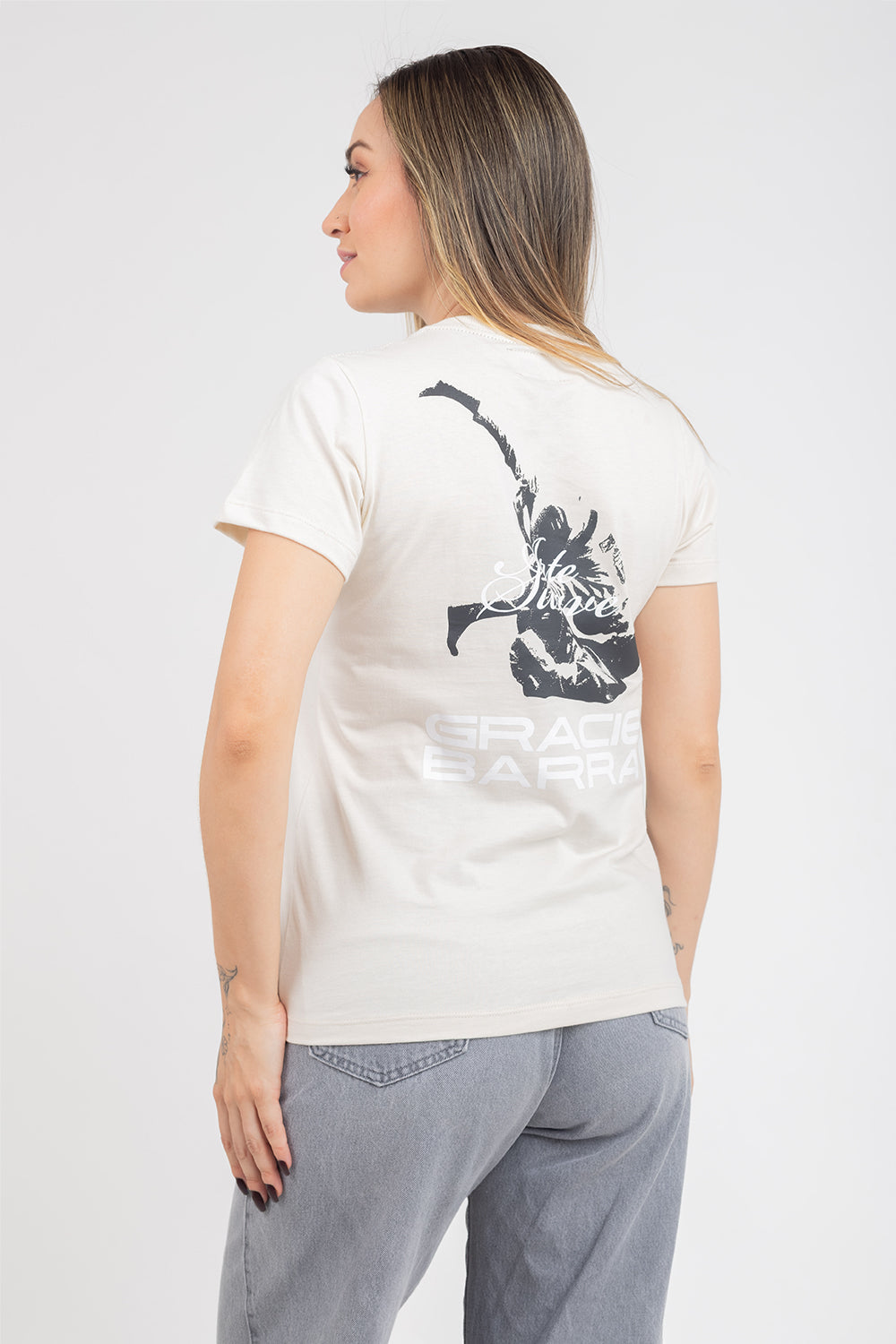 Camiseta Arte Suave V3 Feminina - Bege